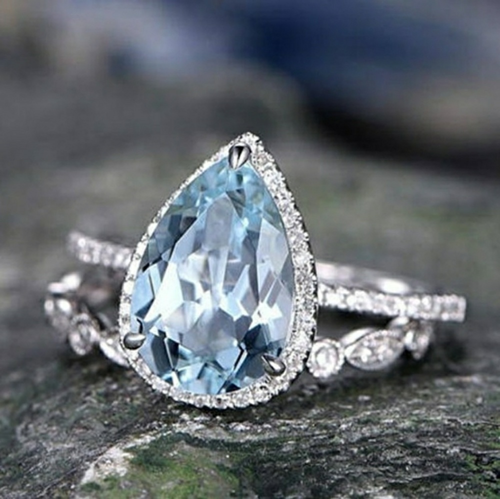 HP🌸Silver Blue Pear Halo Ring Set - Picture 3 of 3